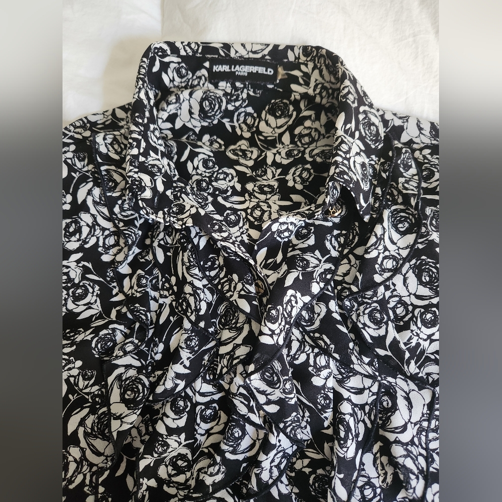 karl lagerfeld women Blouse Rose/ruffle Size Med Black White